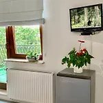 Urban Jungle - The Garden Side
